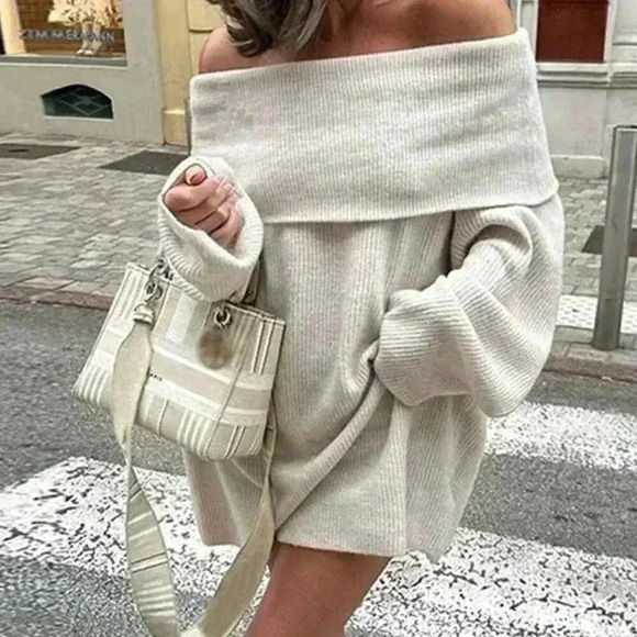 White Casual Women's Off-Shoulder Lantern Sleeve Loose Straight Sweater Dress - Picture 2 of 3